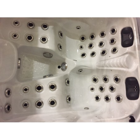 Cros – Idol Spas CZ